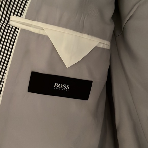 Hugo Boss seer sucker - men’s 42L - Picture 2 of 6